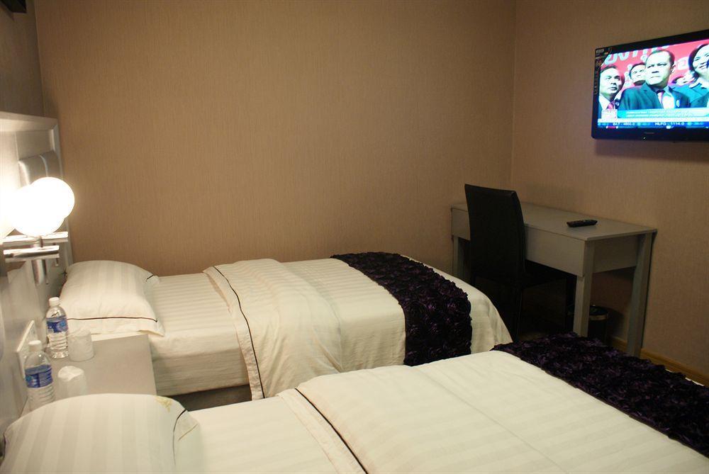 Euro Rich Hotel Melaka Exteriör bild
