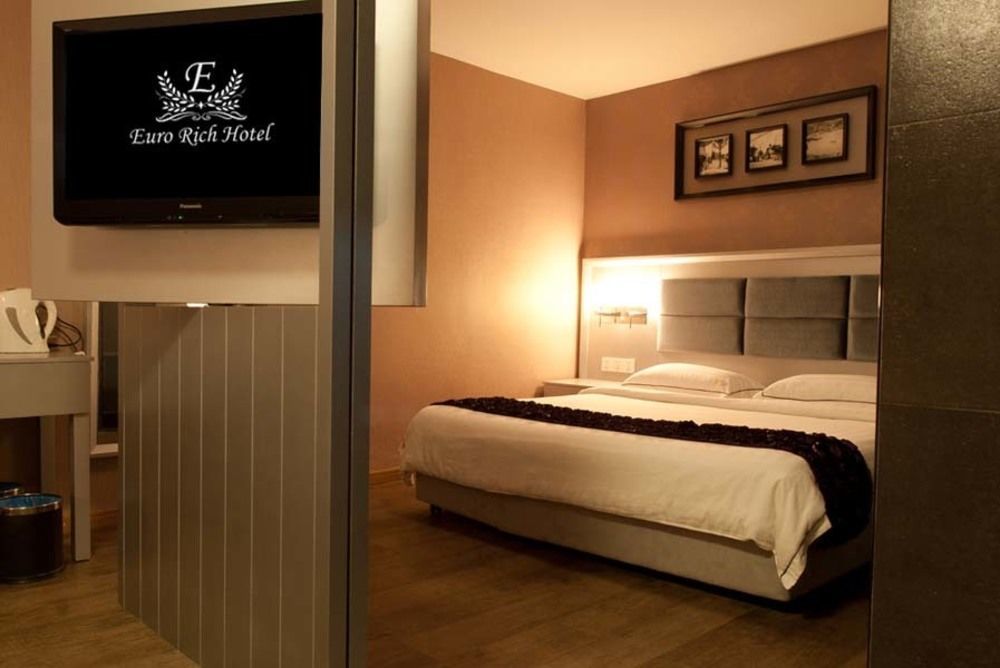 Euro Rich Hotel Melaka Exteriör bild